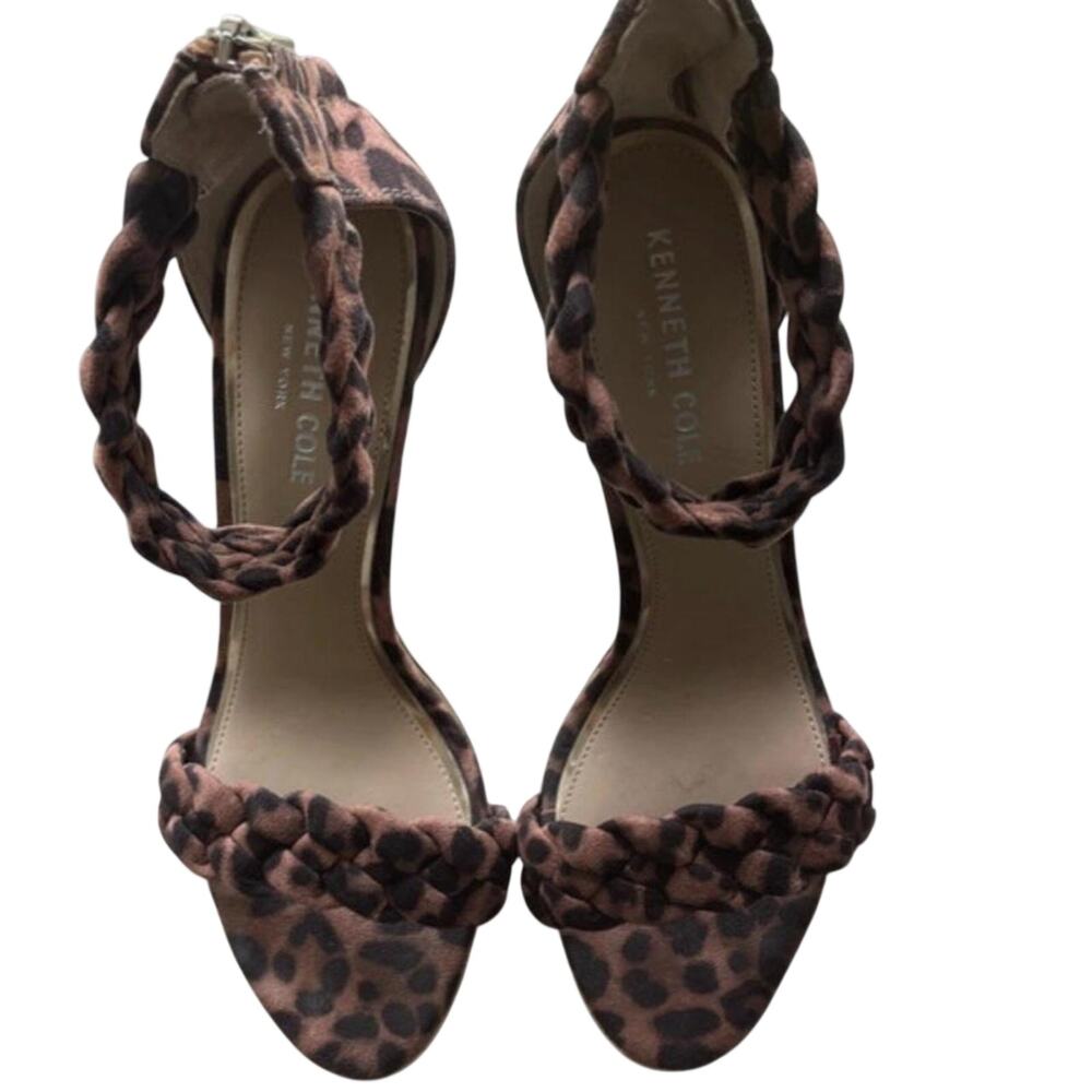 Kenneth Cole leopard print heels size 7.5